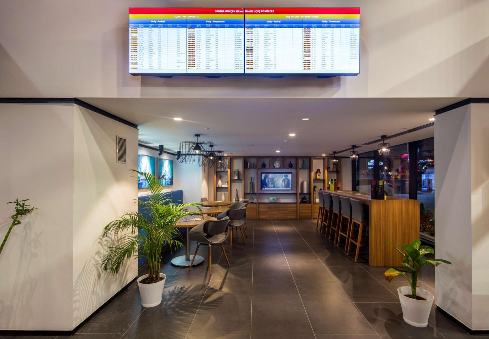 Hampton By Hilton Istanbul Kurtkoy Hotel Bagian luar foto