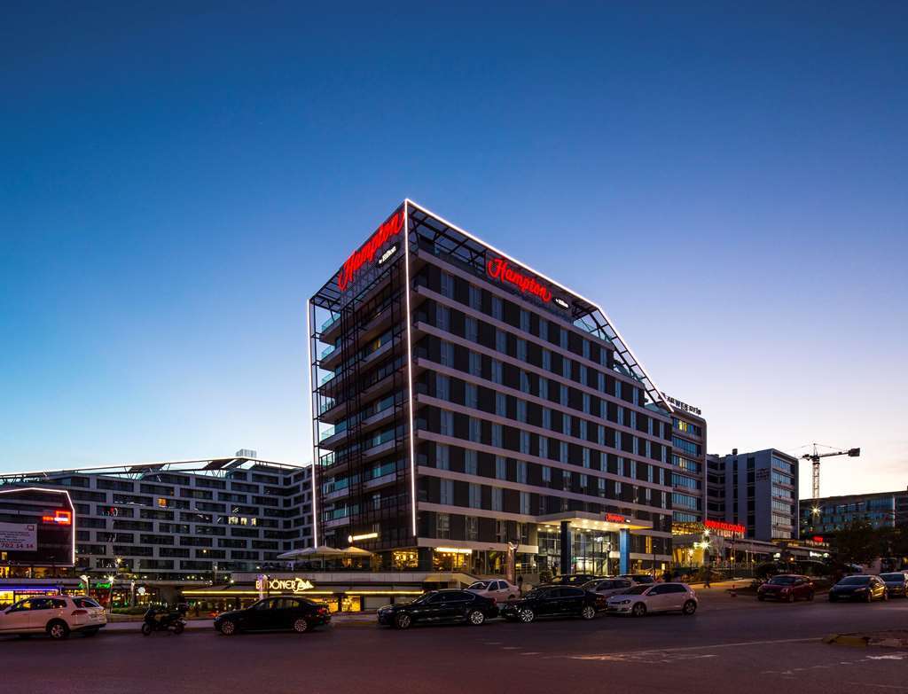 Hampton By Hilton Istanbul Kurtkoy Hotel Bagian luar foto
