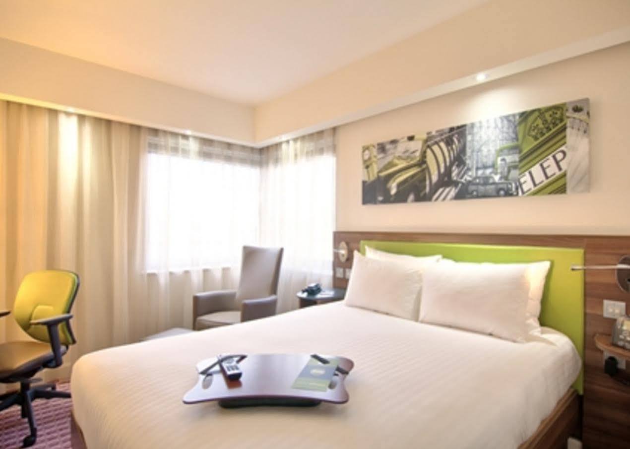 Hampton By Hilton Istanbul Kurtkoy Hotel Bagian luar foto
